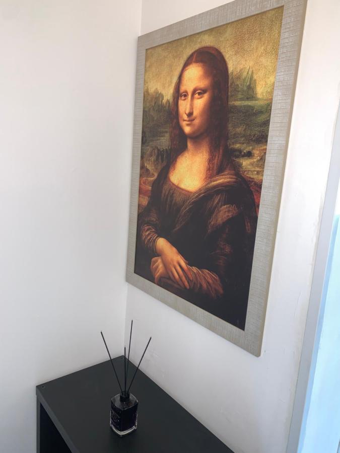 Monna Lisa Appartamento Lecce Centro Buitenkant foto